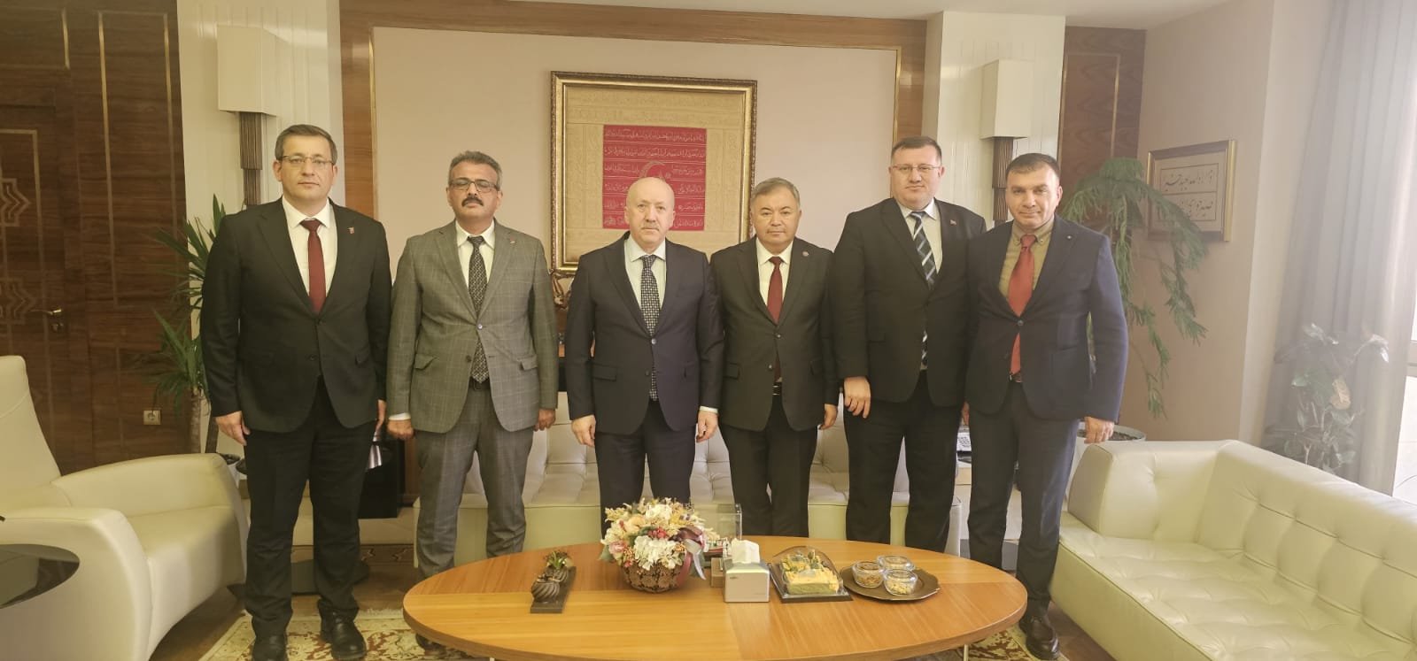 DEVLET MEMURLARI SENDİKASINDAN TİCARET BAKANLIĞI ZİYARETİ...