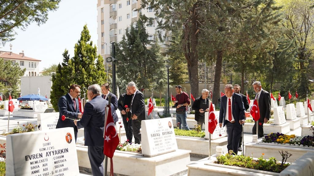 Cebeci Şehitliği Ziyareti