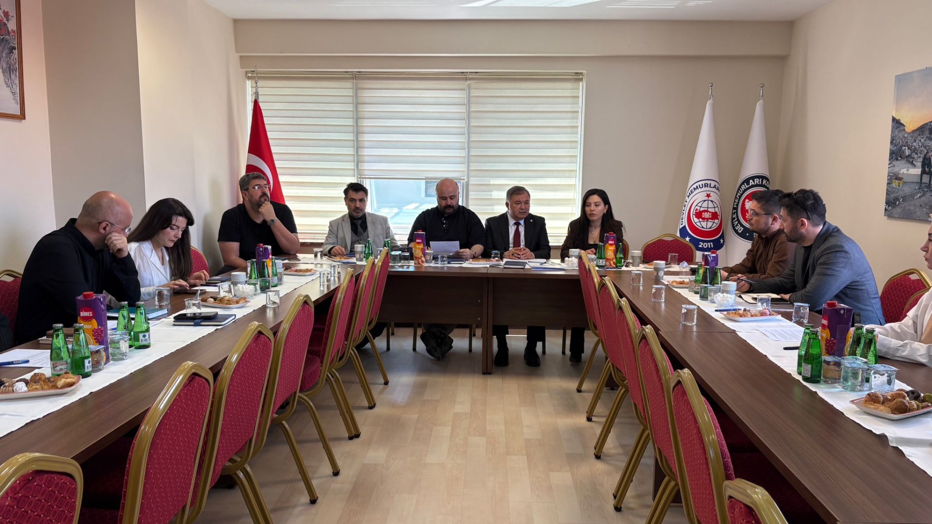 KAMU MÜHENDİSLERİ VE AVUKATLARI İLE BİR ARAYA GELDİK
