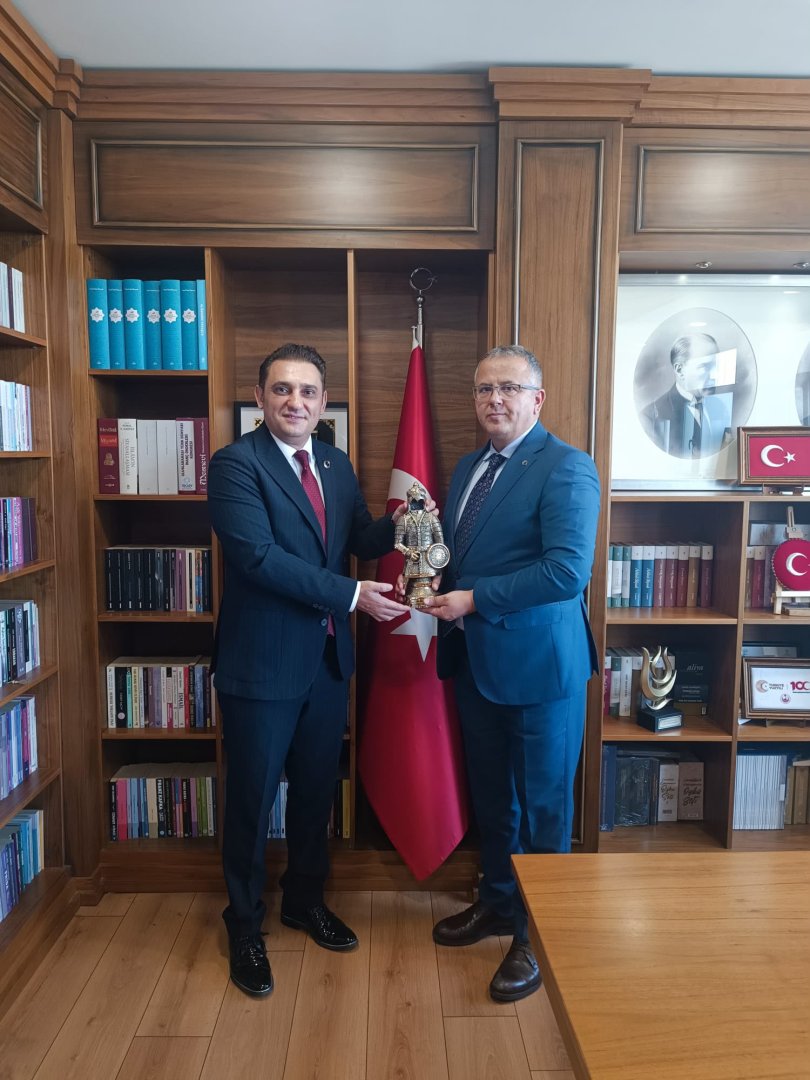 TEÇ-SEN GENEL BAŞKANIMIZ ÜMİT DEMİREL, MEB PERSONEL GENEL MÜDÜRÜ BÜLENT ÇİFTCİ İLE BİR ARAYA GELDİ